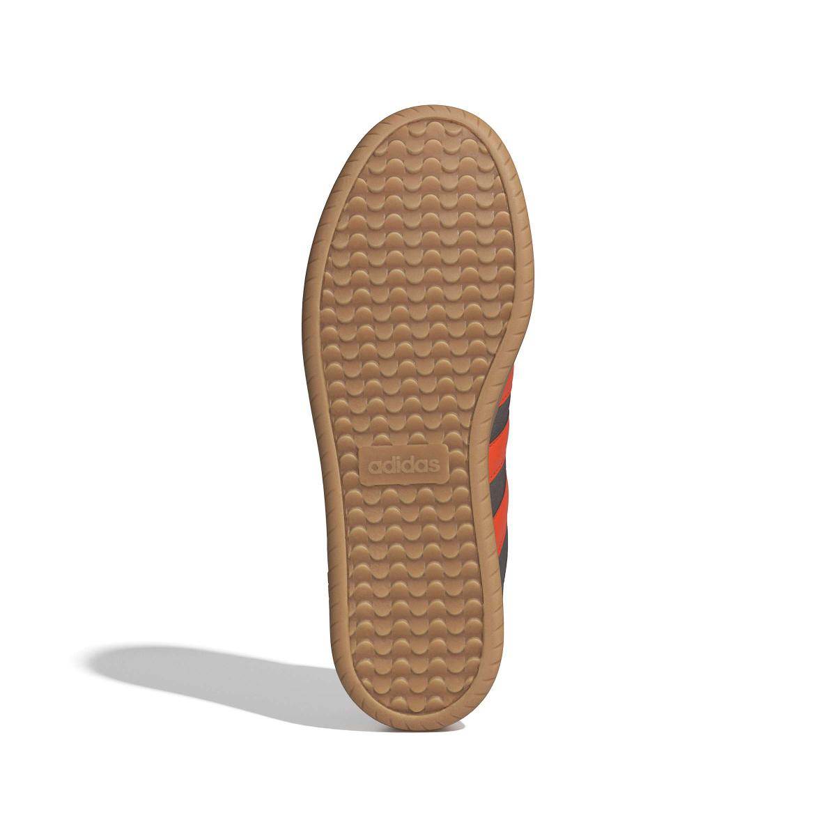 product/a/d/adidas_jr3904_4_footwear_photography_bottom_view_white-nw091625.jpg