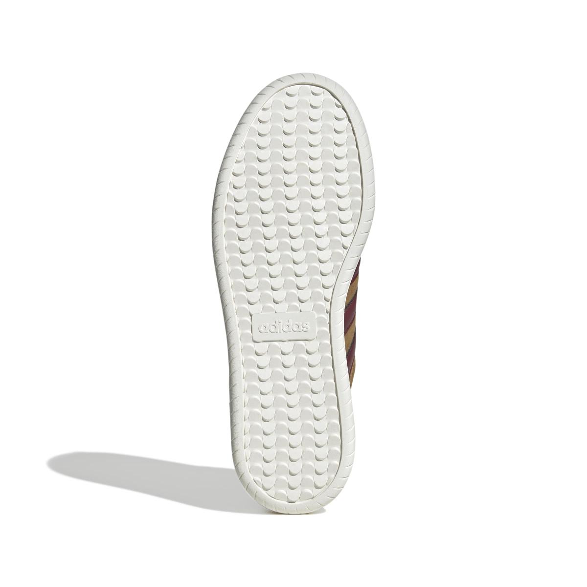 product/a/d/adidas_jr3905_4_footwear_photography_bottom_view_white-nw091625.jpg