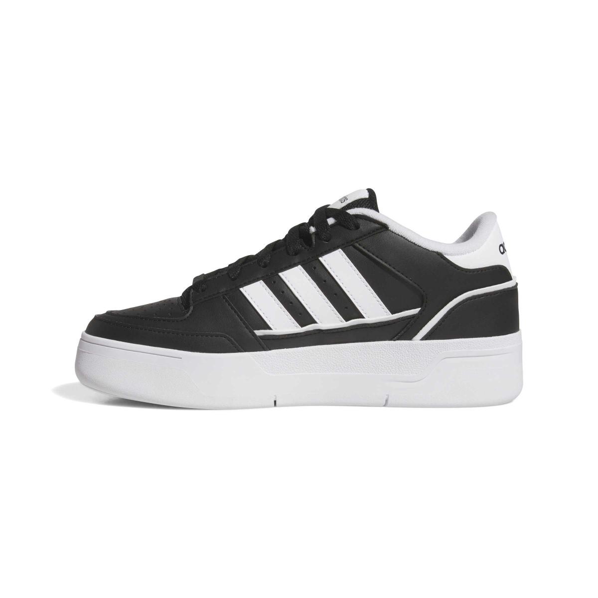 product/a/d/adidas_jr4068_5_footwear_photography_side_medial_center_view_white-nw091625.jpg