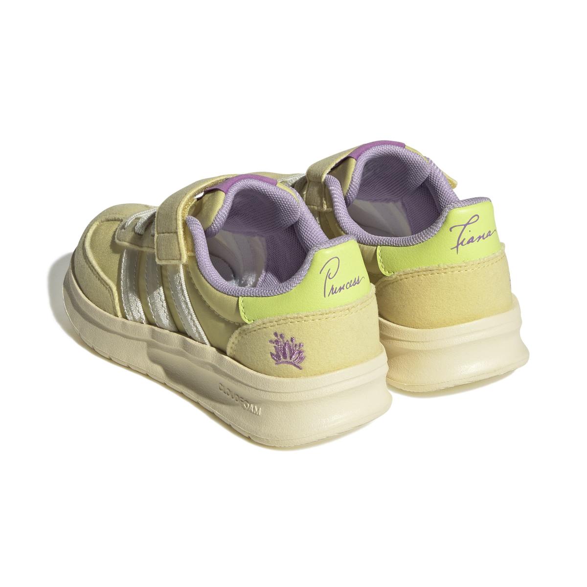 product/a/d/adidas_jr4921_10_footwear_photography_pair_view_white-nw091725.jpg