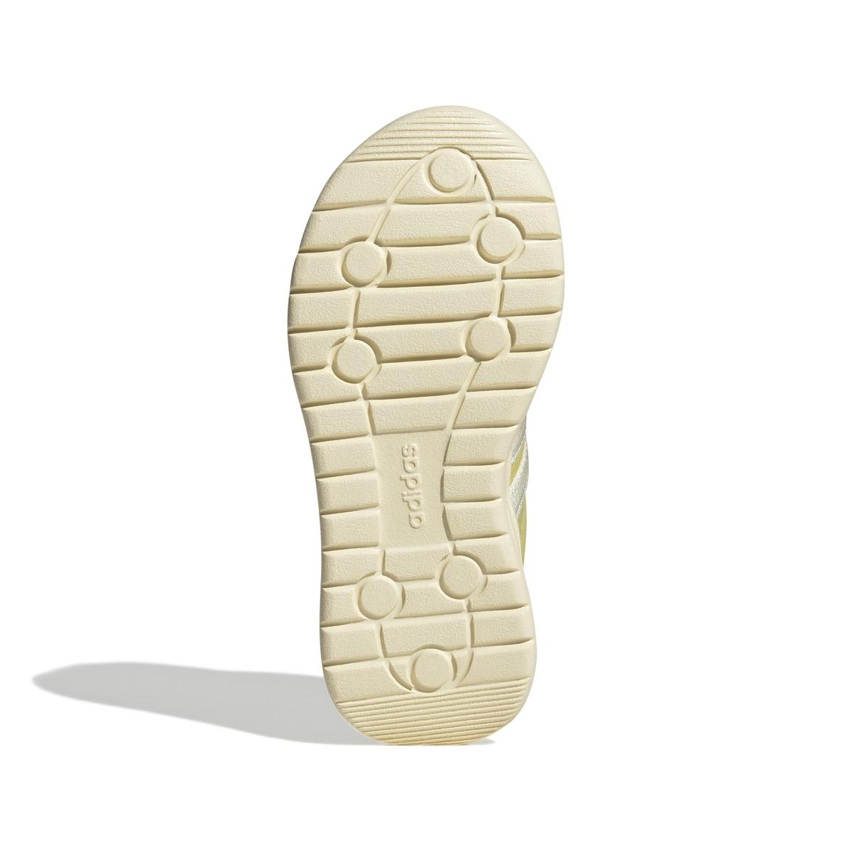 product/a/d/adidas_jr4921_4_footwear_photography_bottom_view_white-nw091725.jpg