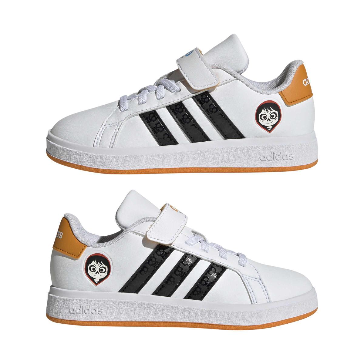 product/a/d/adidas_jr5623_10_footwear_photography_mirrored_pair_view_white-nw091725.jpg