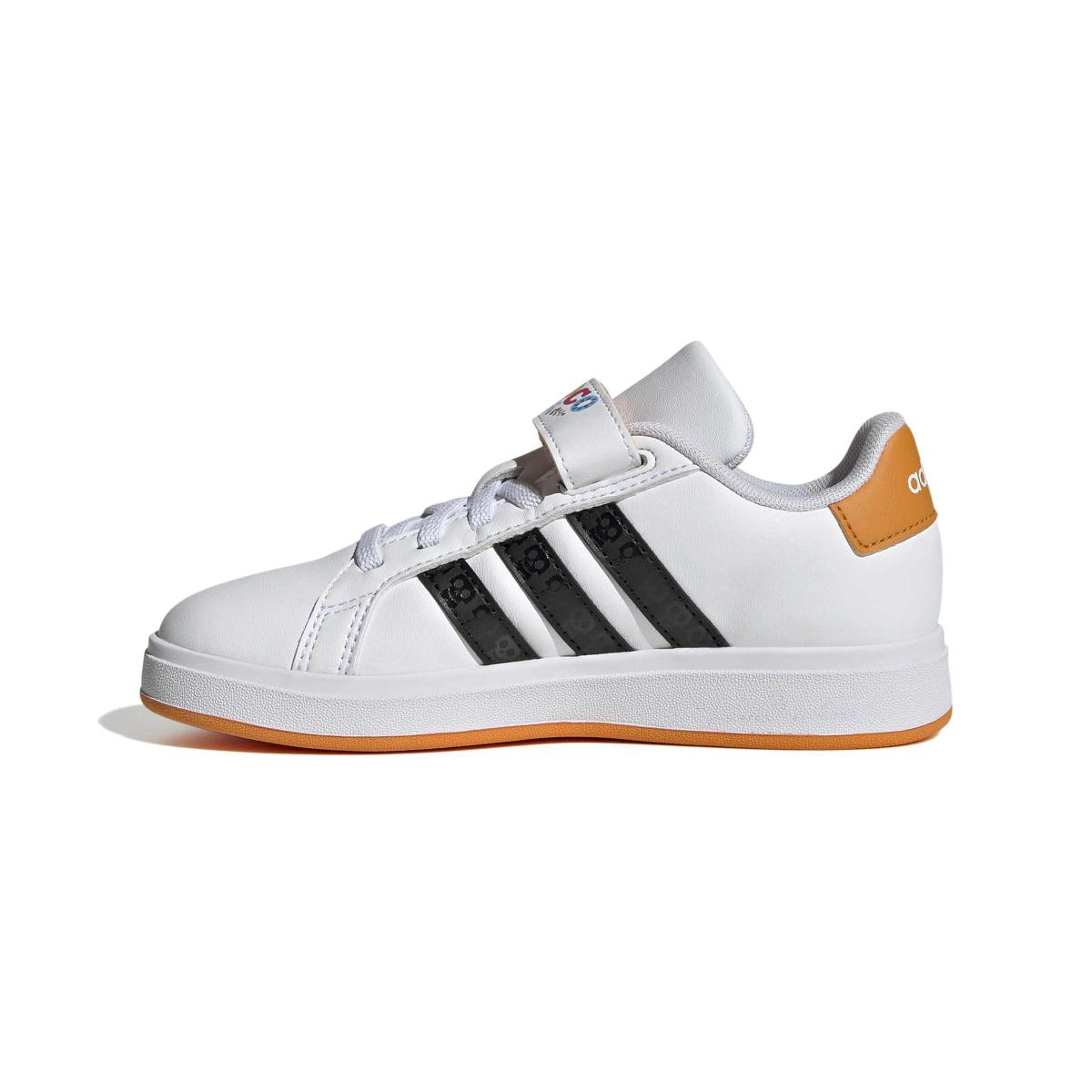 product/a/d/adidas_jr5623_5_footwear_photography_side_medial_center_view_white-nw091725.jpg