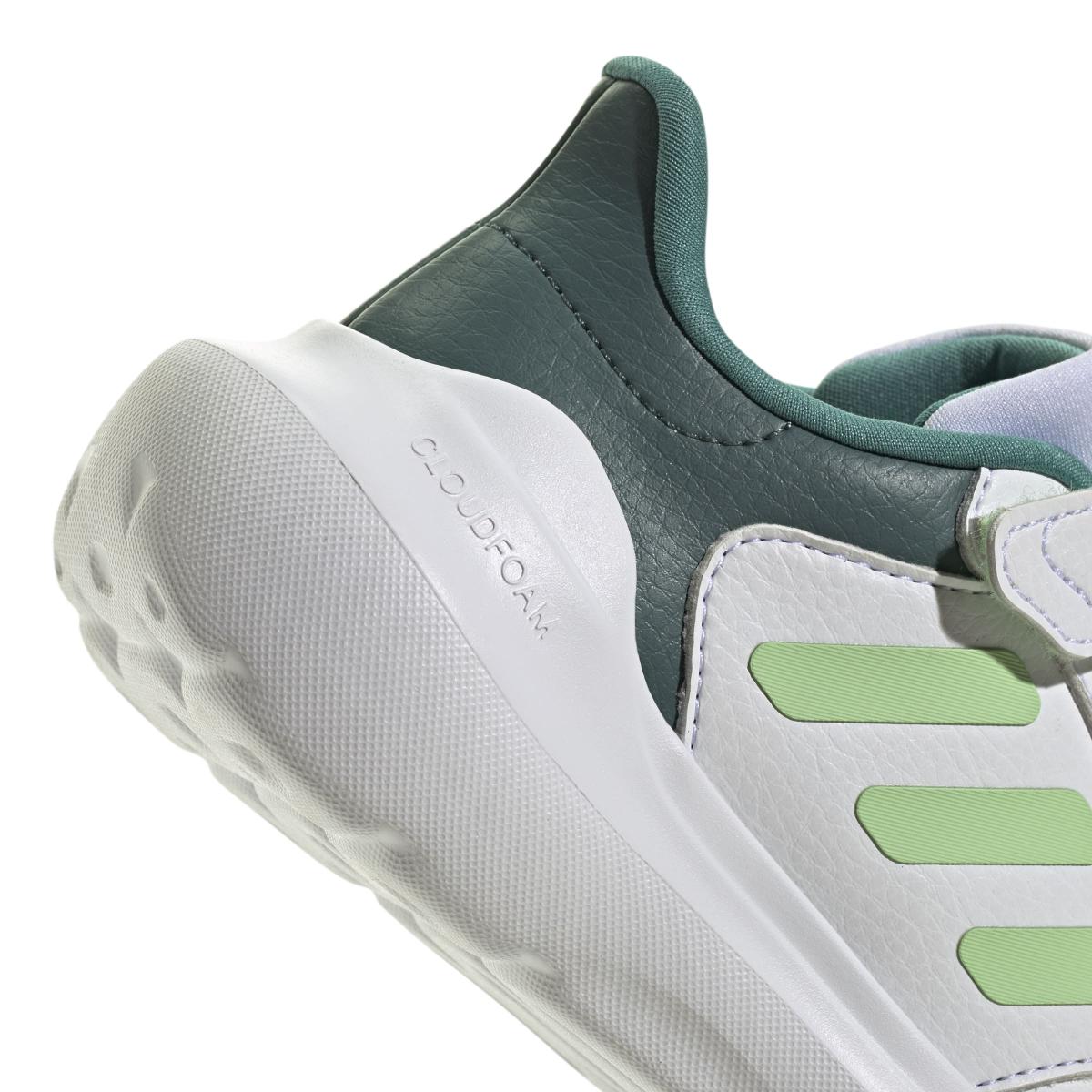product/a/d/adidas_jr6081_9_footwear_photography_detail_view_2_white-nw091725.jpg