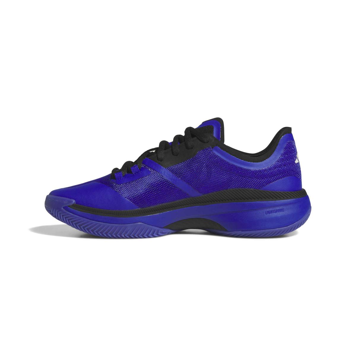 product/a/d/adidas_jr8272_5_footwear_photography_side_medial_center_view_white-nw091725.jpg