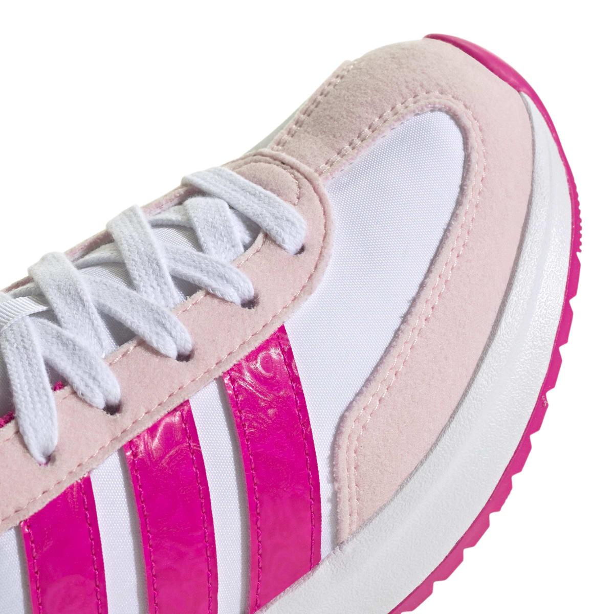 product/a/d/adidas_jr8430_8_footwear_photography_detail_view_1_white-nw091725.jpg