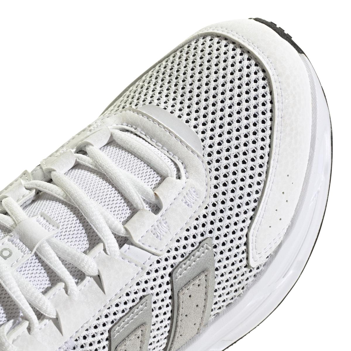 product/a/d/adidas_jr8730_8_footwear_photography_detail_view_1_white-nw091725.jpg