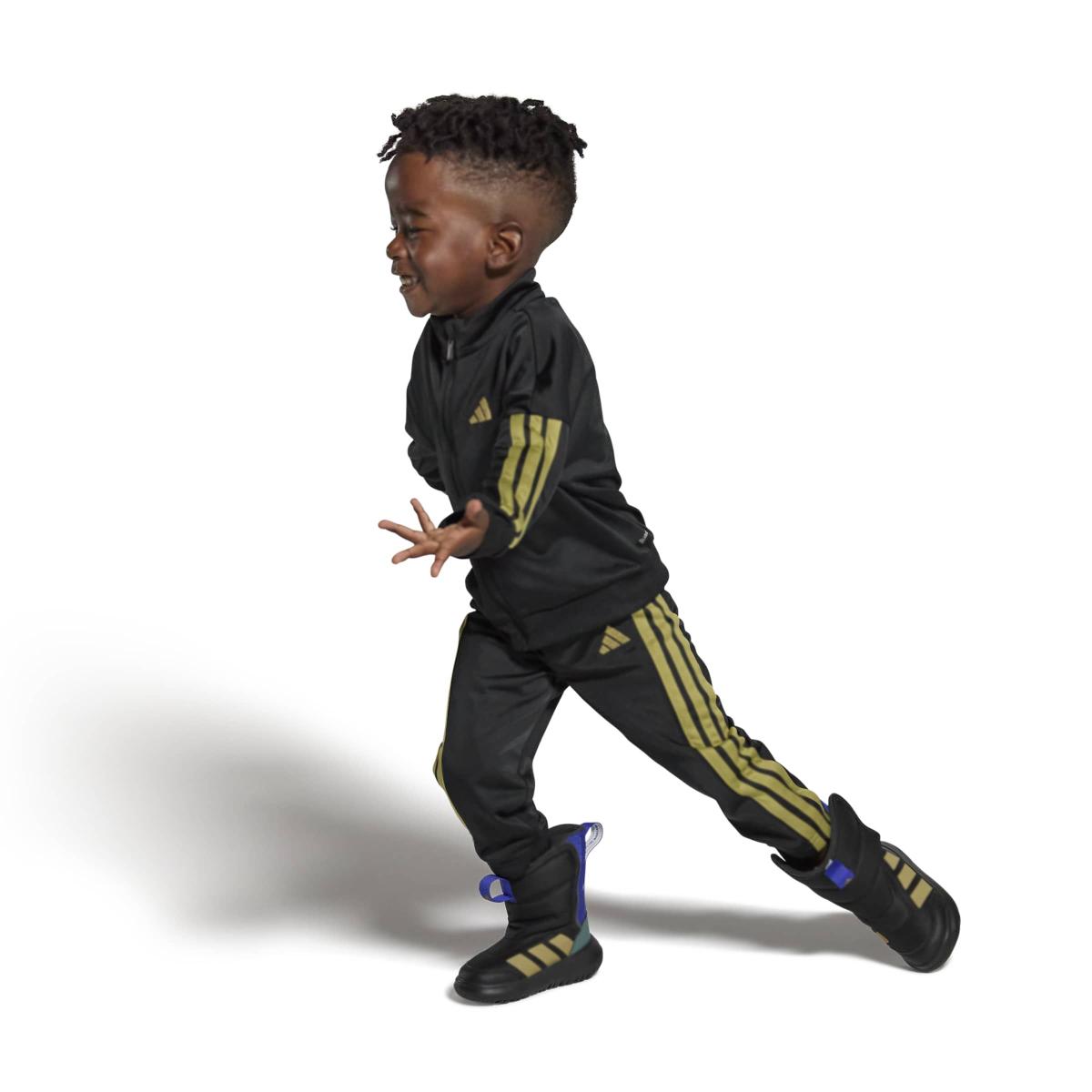 product/a/d/adidas_jr9268_10_footwear_on_model_front_view_white-nw091725.jpg