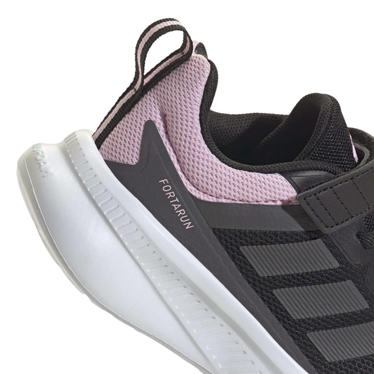 product/a/d/adidas_jr9313_8_footwear_photography_detail_view_1_white-nw091725.jpg