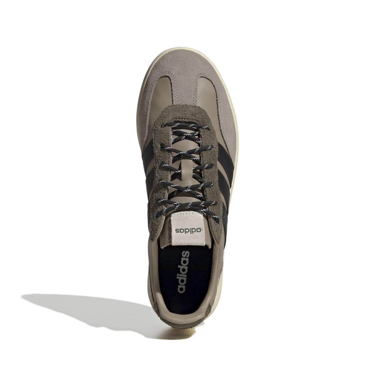product/a/d/adidas_js0936_3_footwear_photography_top_portrait_view_white-nw091725.jpg