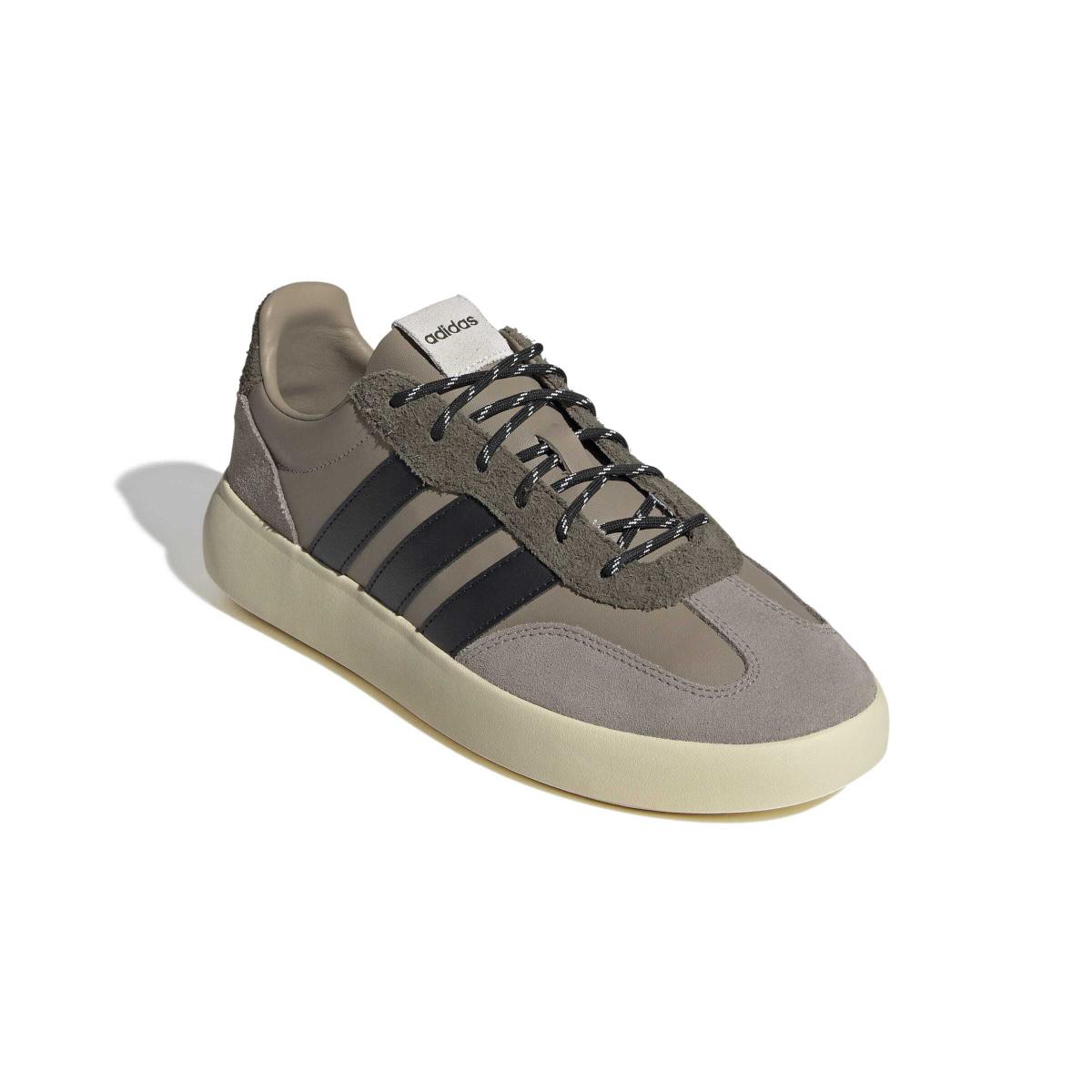 product/a/d/adidas_js0936_6_footwear_photography_front_lateral_top_view_white-nw091725.jpg