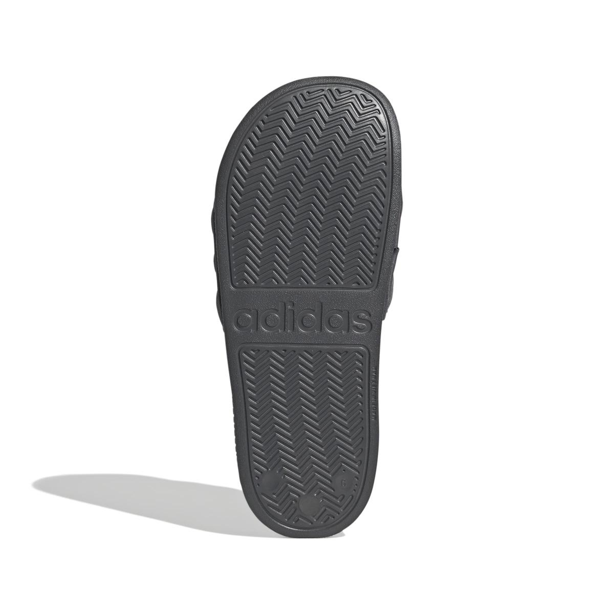 product/a/d/adidas_js2853_4_footwear_photography_bottom_view_white-nw091725.jpg