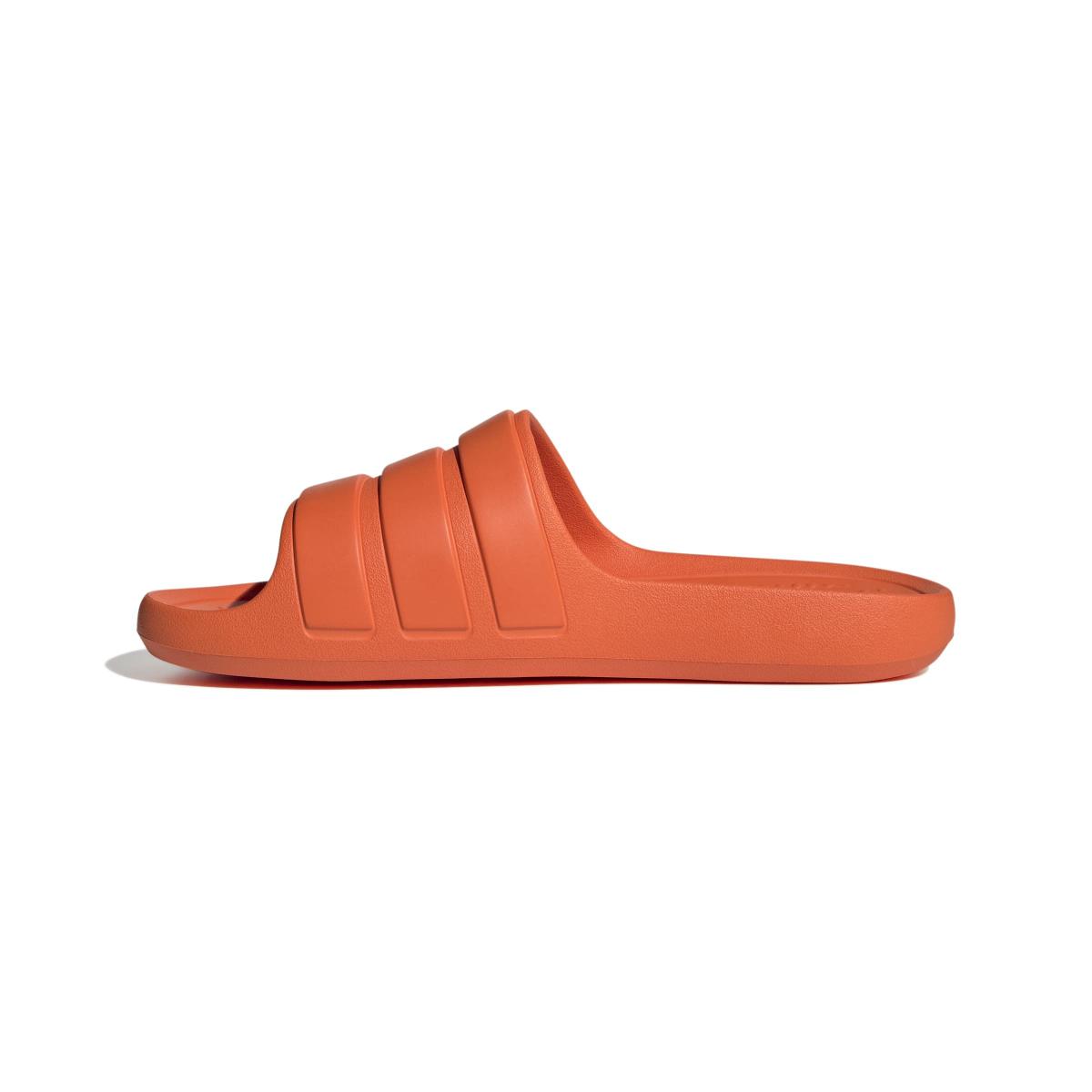 product/a/d/adidas_js3576_5_footwear_photography_side_medial_center_view_white-nw091725.jpg