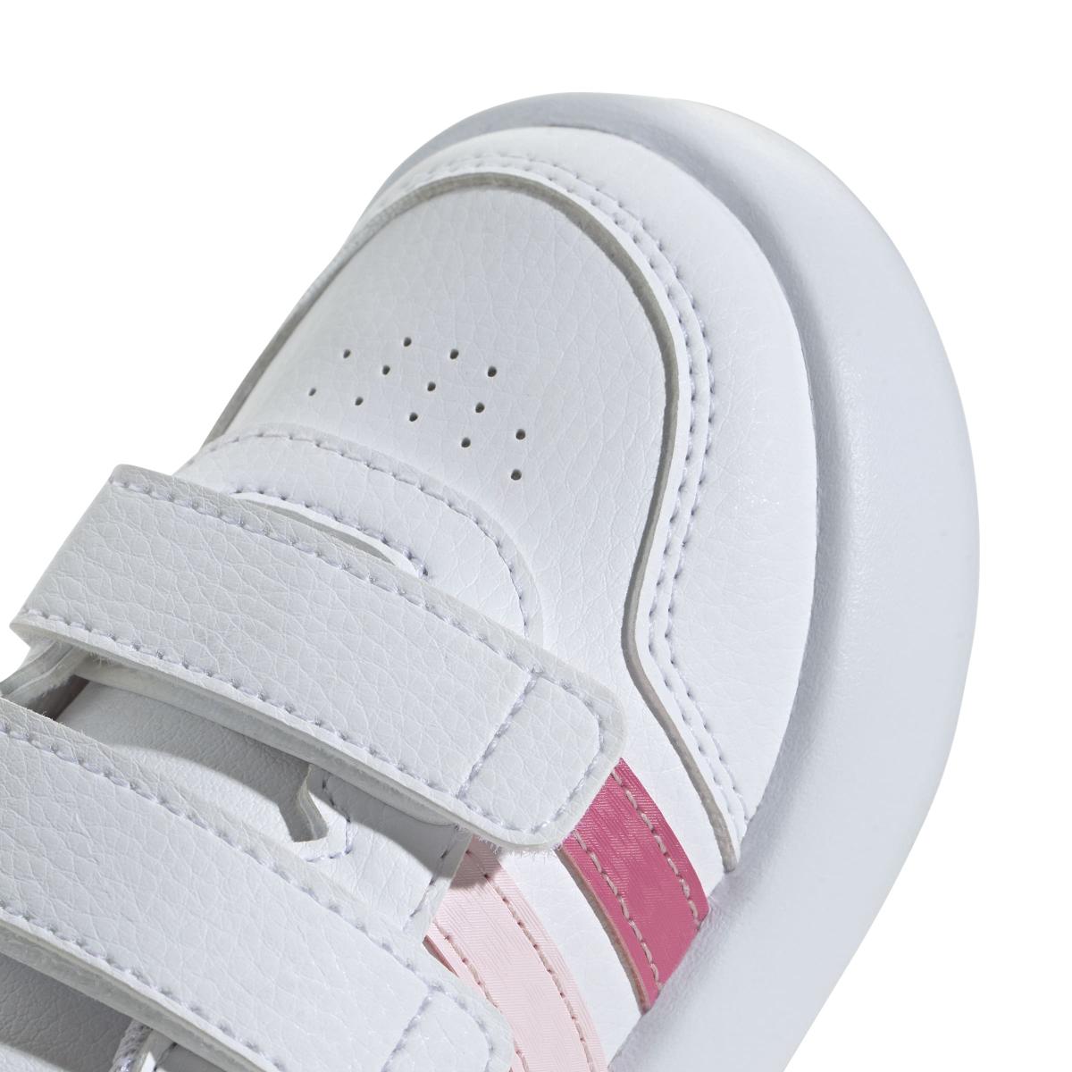 product/a/d/adidas_js3676_9_footwear_photography_detail_view_2_white-nw091725.jpg