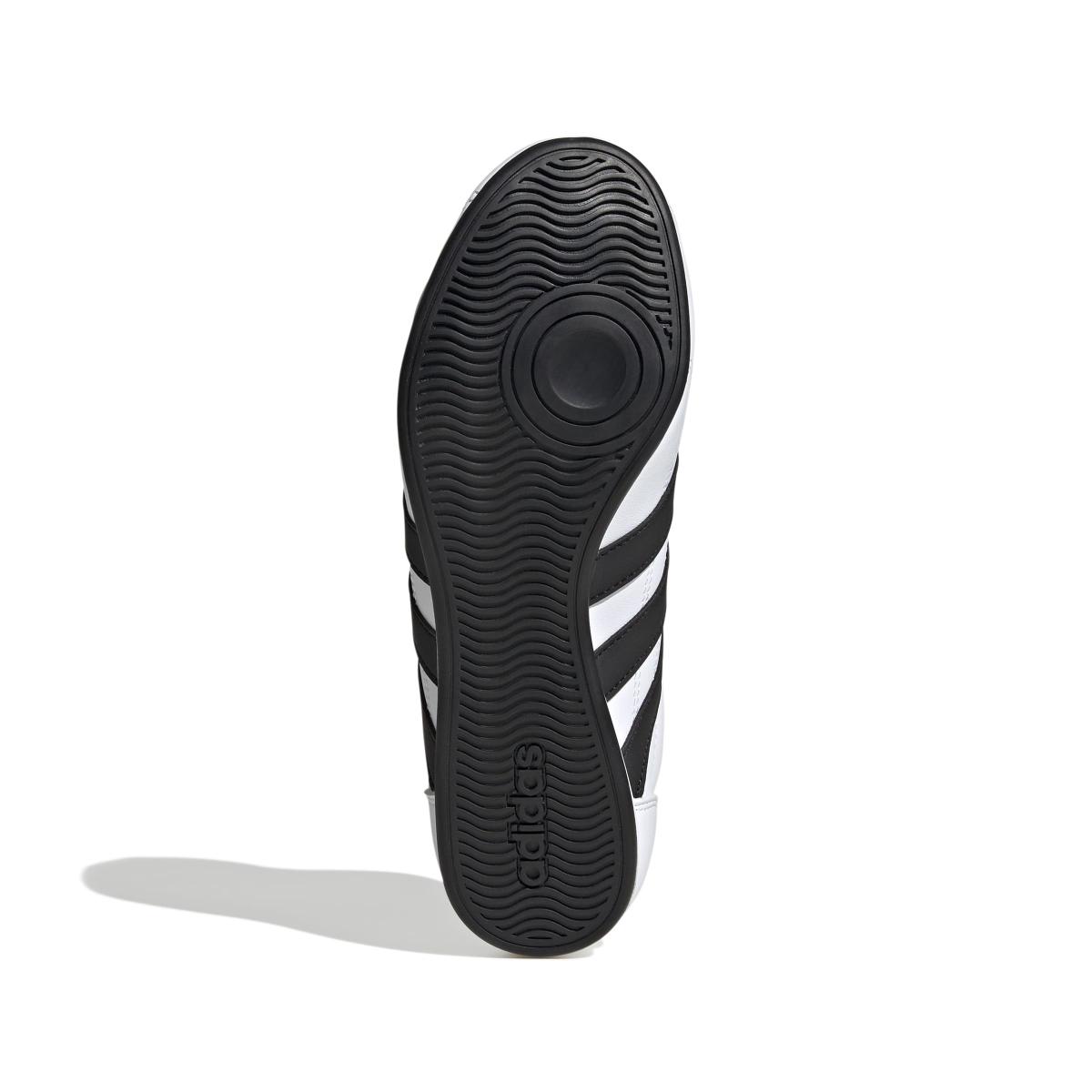 product/a/d/adidas_js3870_4_footwear_photography_bottom_view_white-nw091725.jpg