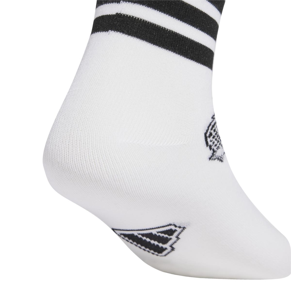 product/a/d/adidas_jv5125_white-black-powplu_4.jpg
