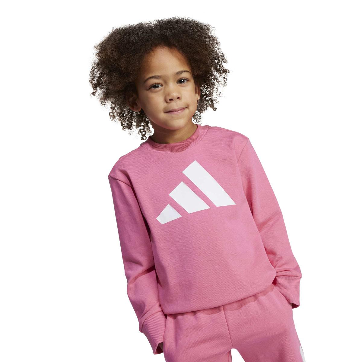 product/a/d/adidas_jw2435_7_apparel_on_model_detail_view_1_white.jpg