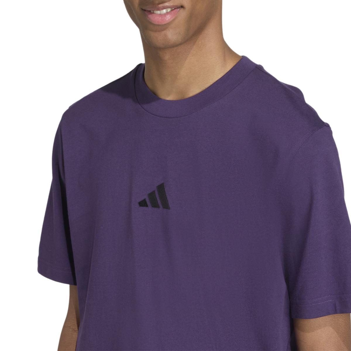 product/a/d/adidas_jw6232_aurplu-black_5.jpg