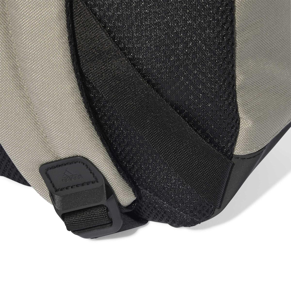 product/a/d/adidas_jx6561_5_hardware_photography_detail_view_2_white.jpg