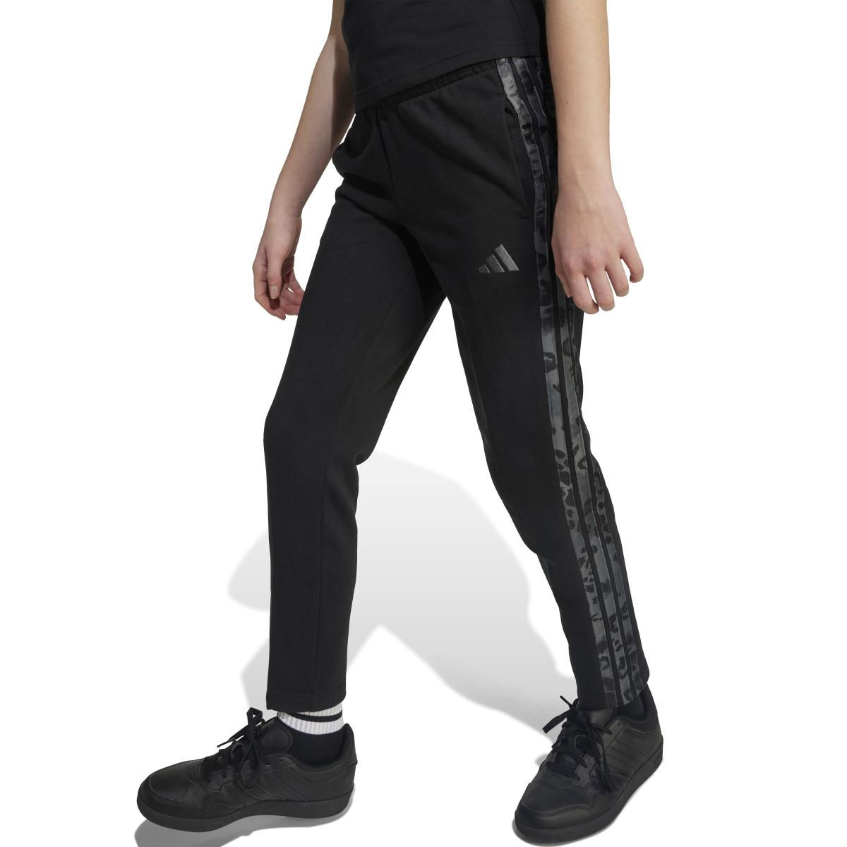 product/a/d/adidas_kc5412_5_apparel_on_model_detail_view_1_white.jpg