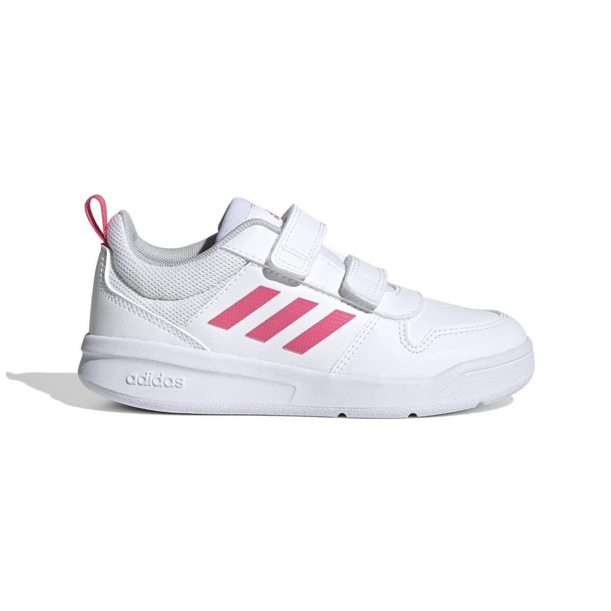 product/a/d/adidas_s24049_1_footwear_photography_side_lateral_center_view_white_000.jpg