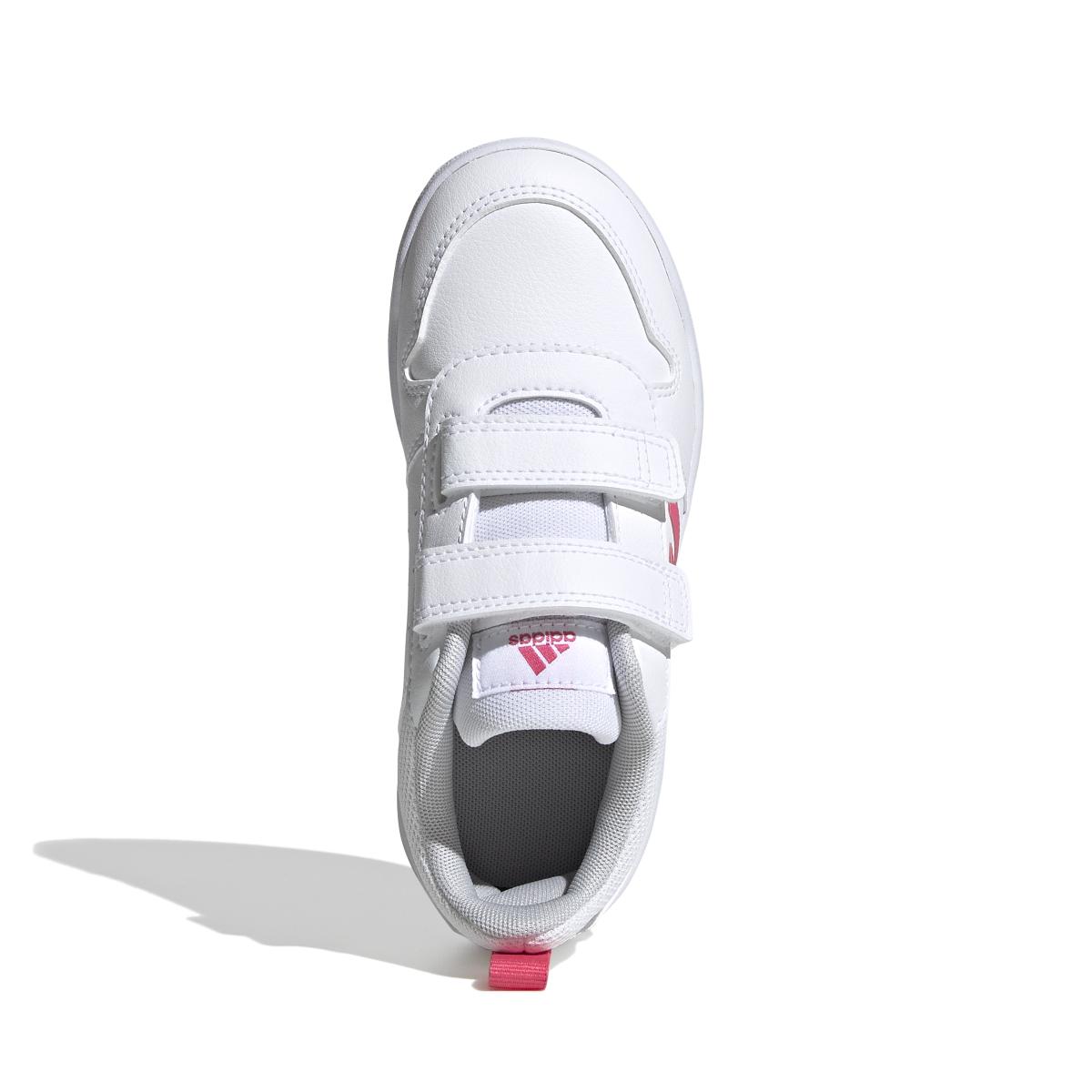 product/a/d/adidas_s24049_3_footwear_photography_top_portrait_view_white_000.jpg