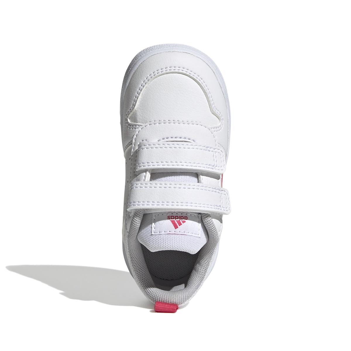 product/a/d/adidas_s24059_3_footwear_photography_top_portrait_view_white.jpg