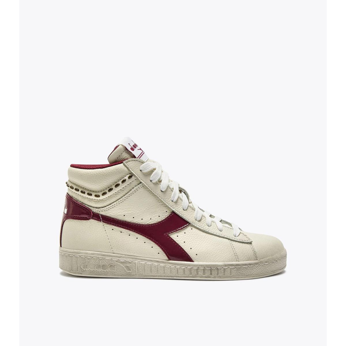 product/d/i/diadora-501-182171-45084-pomegranate-1.jpg