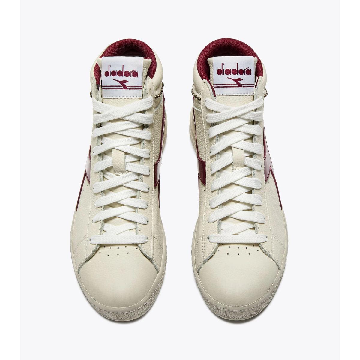 product/d/i/diadora-501-182171-45084-pomegranate-3.jpg