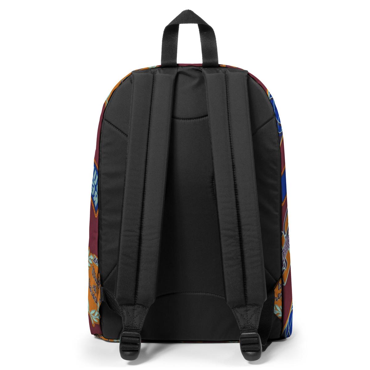 product/e/a/eastpak_ek0007672w1_clash-burgundy_5.jpg