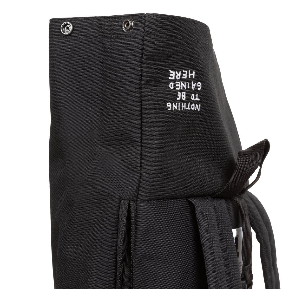 product/e/a/eastpak_ek0a5bgf4y4_basquiat-quotes_5.jpg