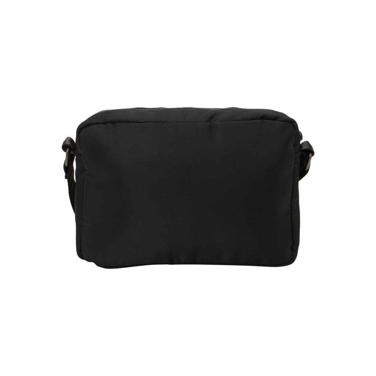 product/f/i/fila_fbu0162-80010_black_2.jpg