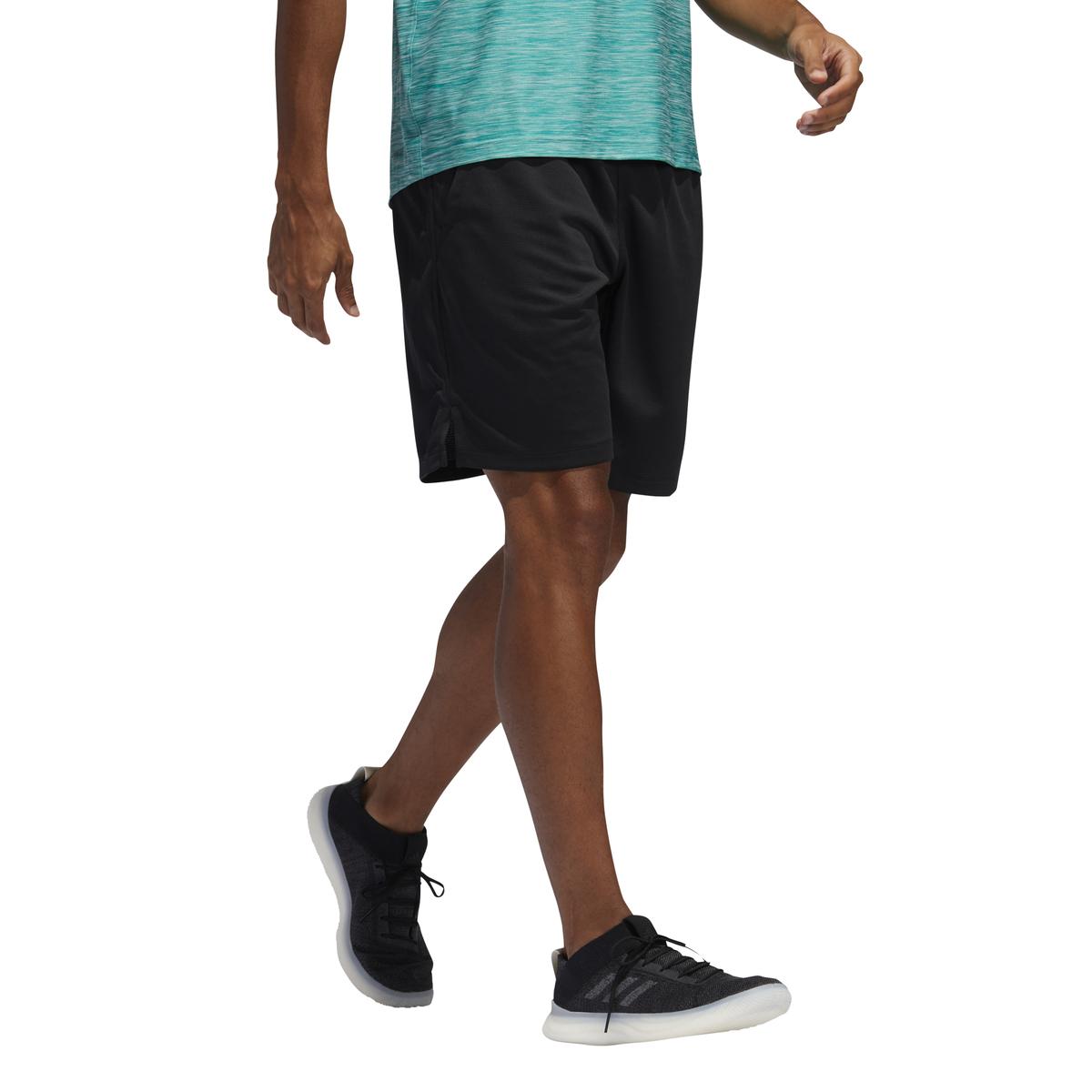 product/f/j/fj6156_app_on-model_walking_white.jpg