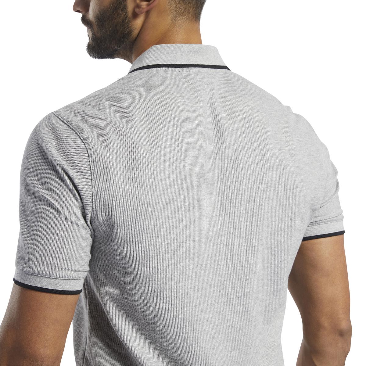 product/f/q/fq4219_app_on-model_detail-3_white.jpg