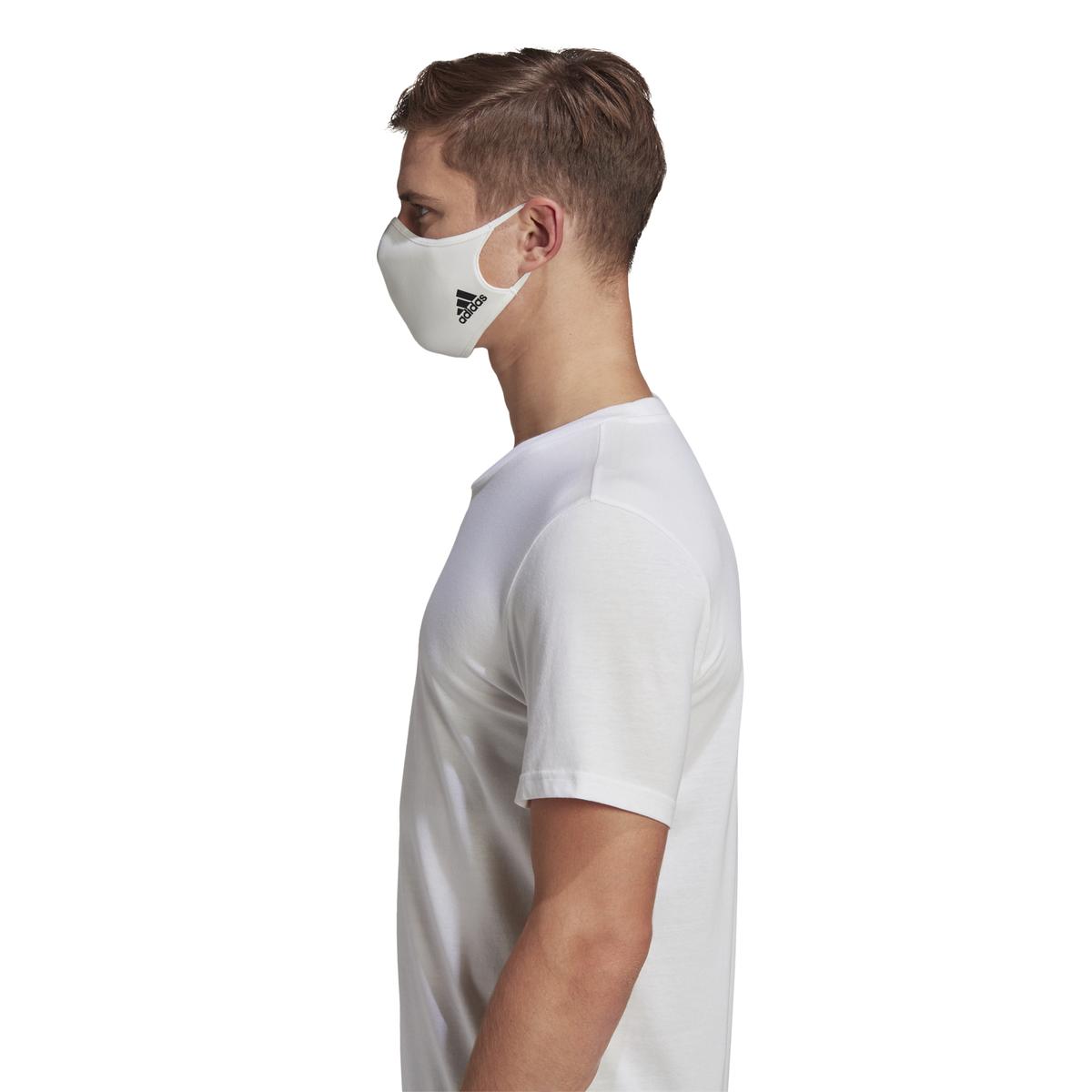 product/h/3/h34578_app_on-model_walking_white.jpg