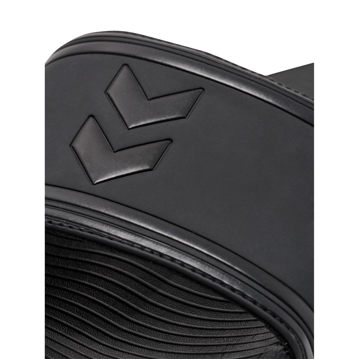 product/h/u/hummel_228256-2001_black_5.jpg