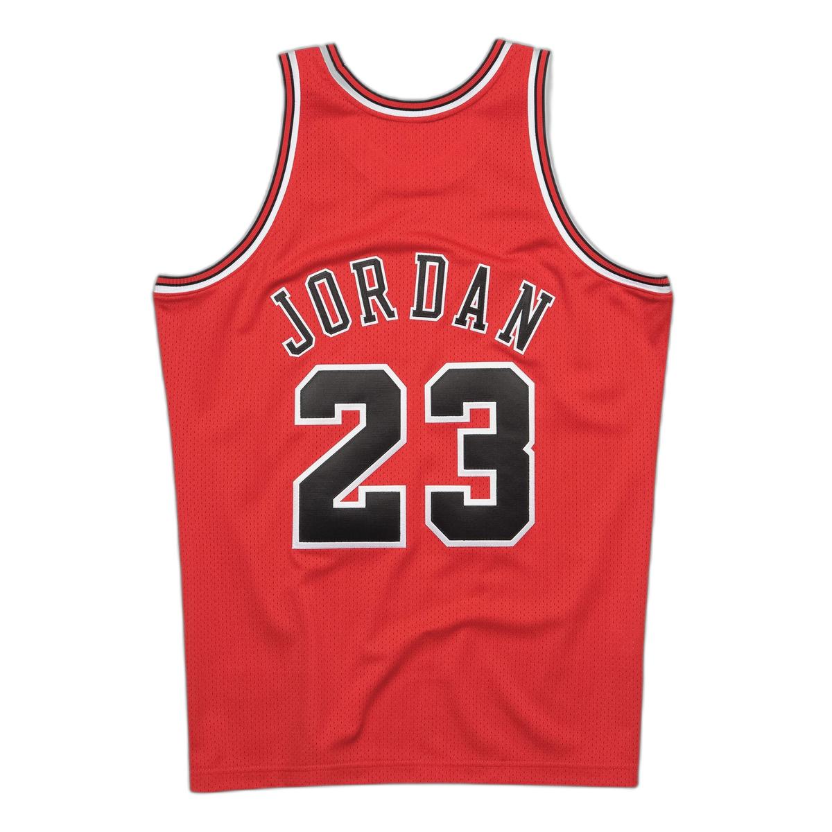 product/m/i/mitchell-ness_ajy4cp19016-cbuscar97mjo_scarlet_2.jpg