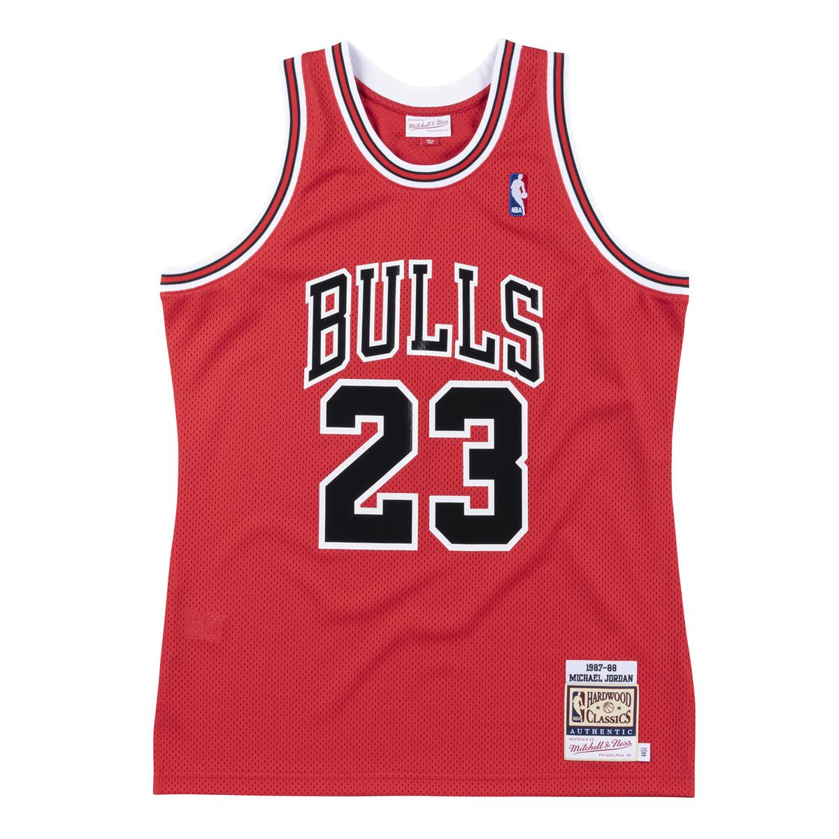 product/m/i/mitchell-ness_ajy4cp19025-cbured187mjo_red_1.jpg
