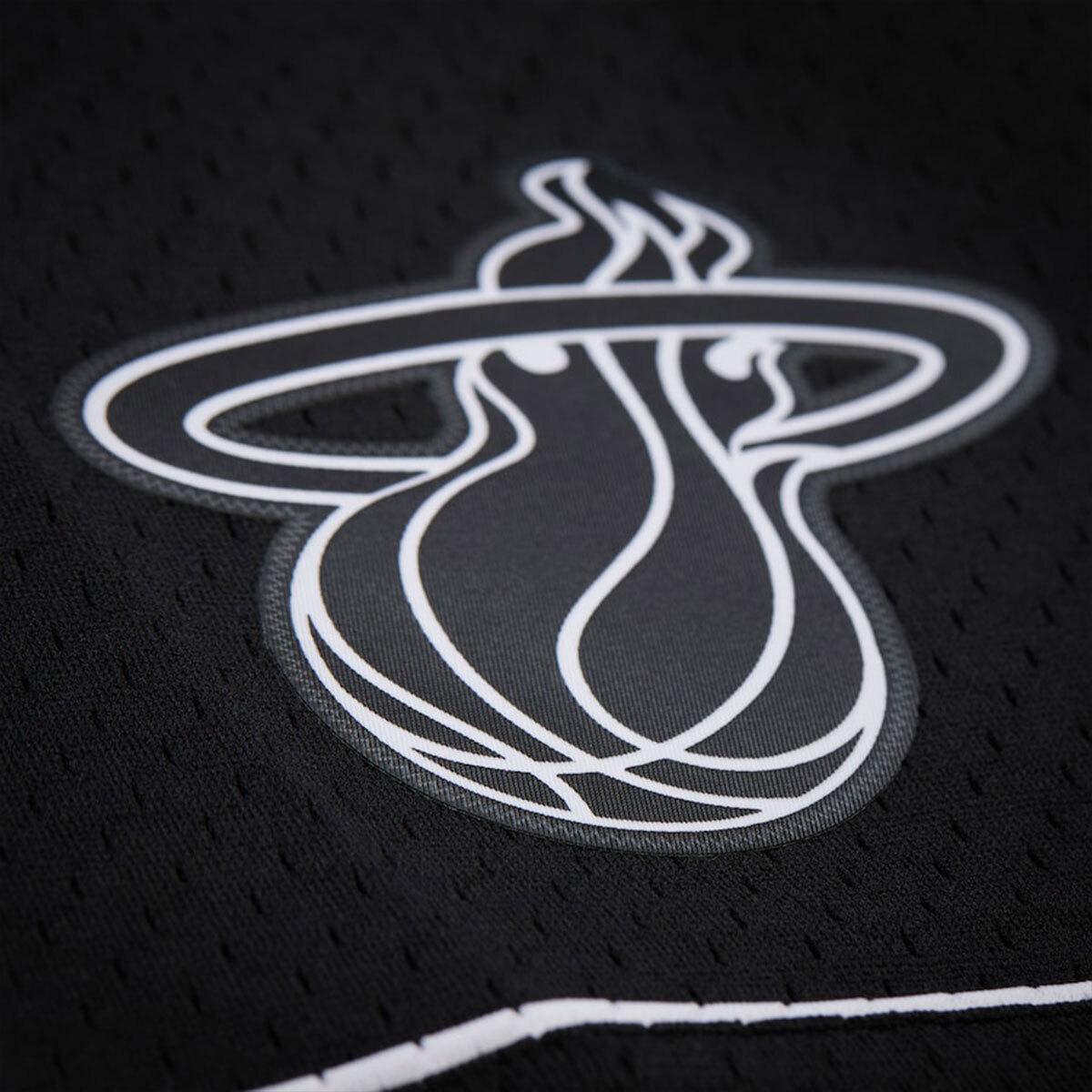 product/m/i/mitchell-ness_bt10750-mheblck_black_4.jpg