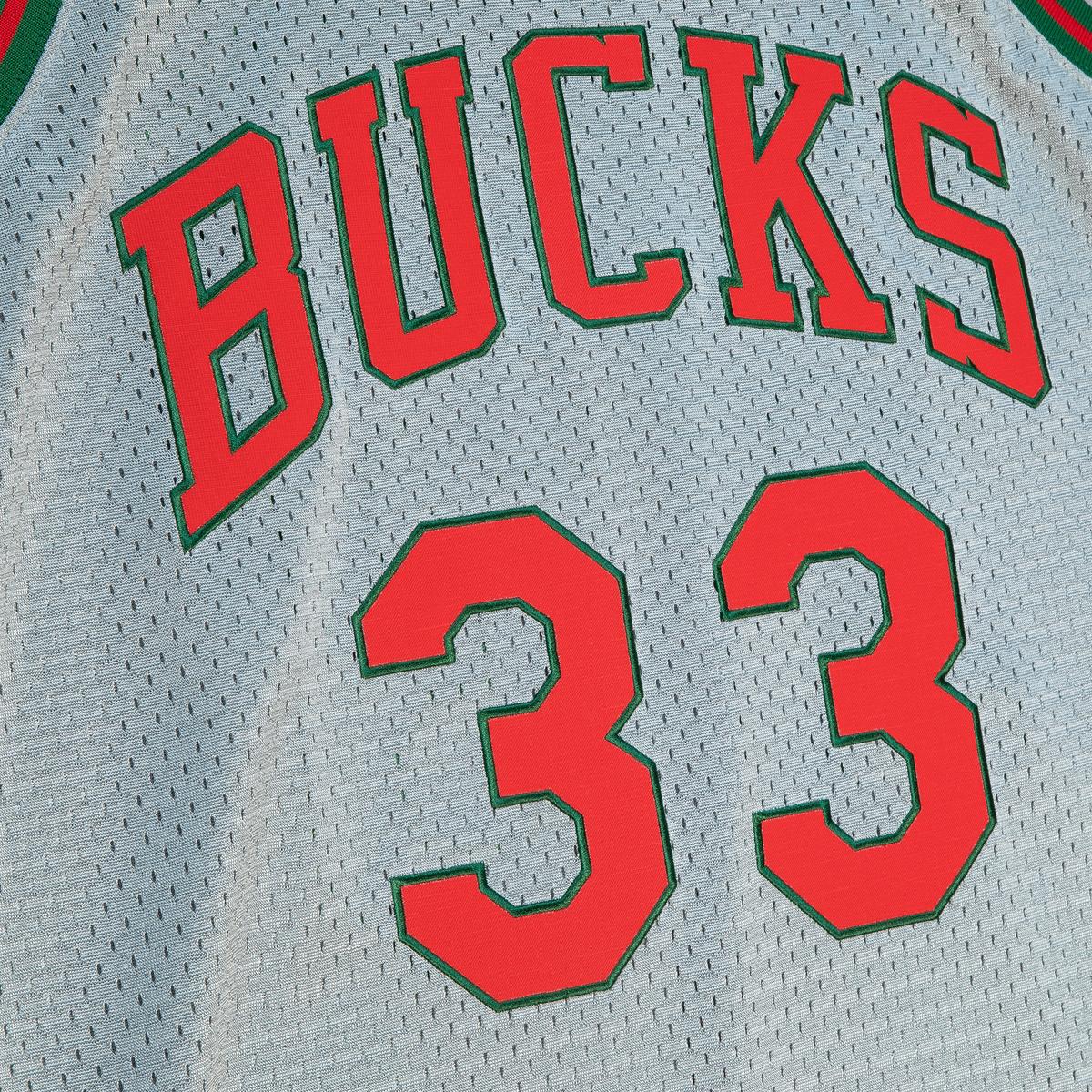 product/m/i/mitchell-ness_smjy4310-mbu71kabsilv_3.jpg