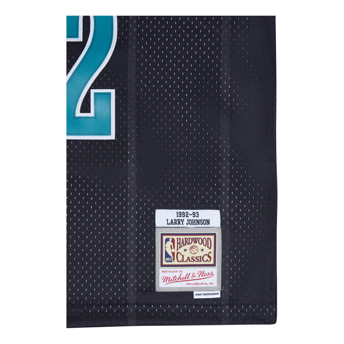 product/m/i/mitchell-ness_smjybw19107-choblck92ljo_black_4.jpg