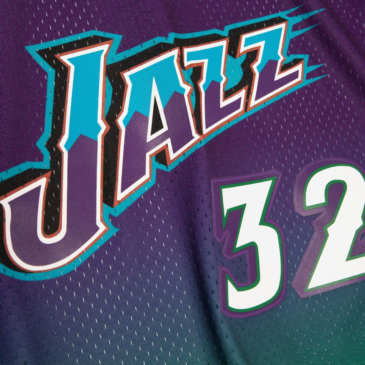 product/m/i/mitchell-ness_smjygs20105-ujagren96kma_green_3.jpg