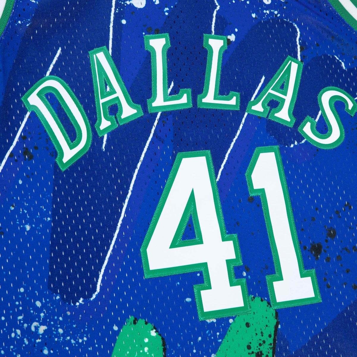product/m/i/mitchell-ness_tfsm1253-dma98dnoblue_blue_4.jpg
