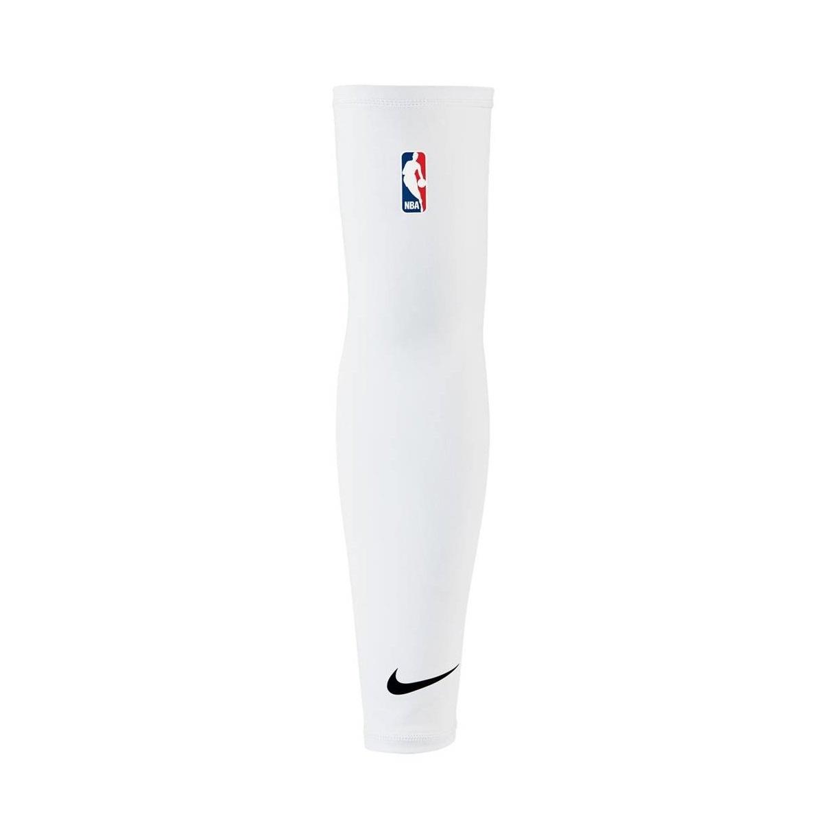 product/n/i/nike_n1002041-101_white-black_1.jpg