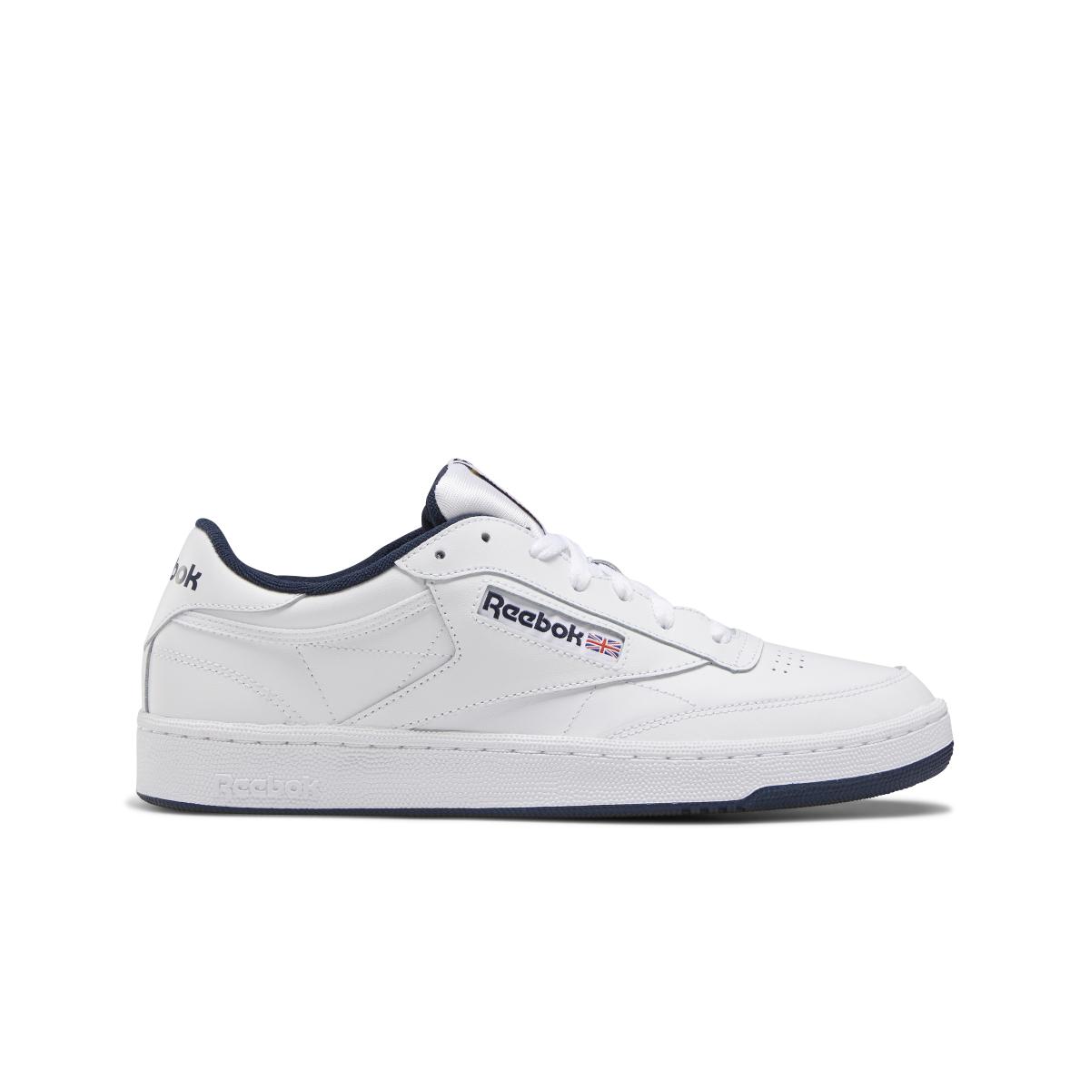 product/r/e/reebok-classics_ar0457_1_footwear_photography_side_lateral_center_view_white_000.jpg