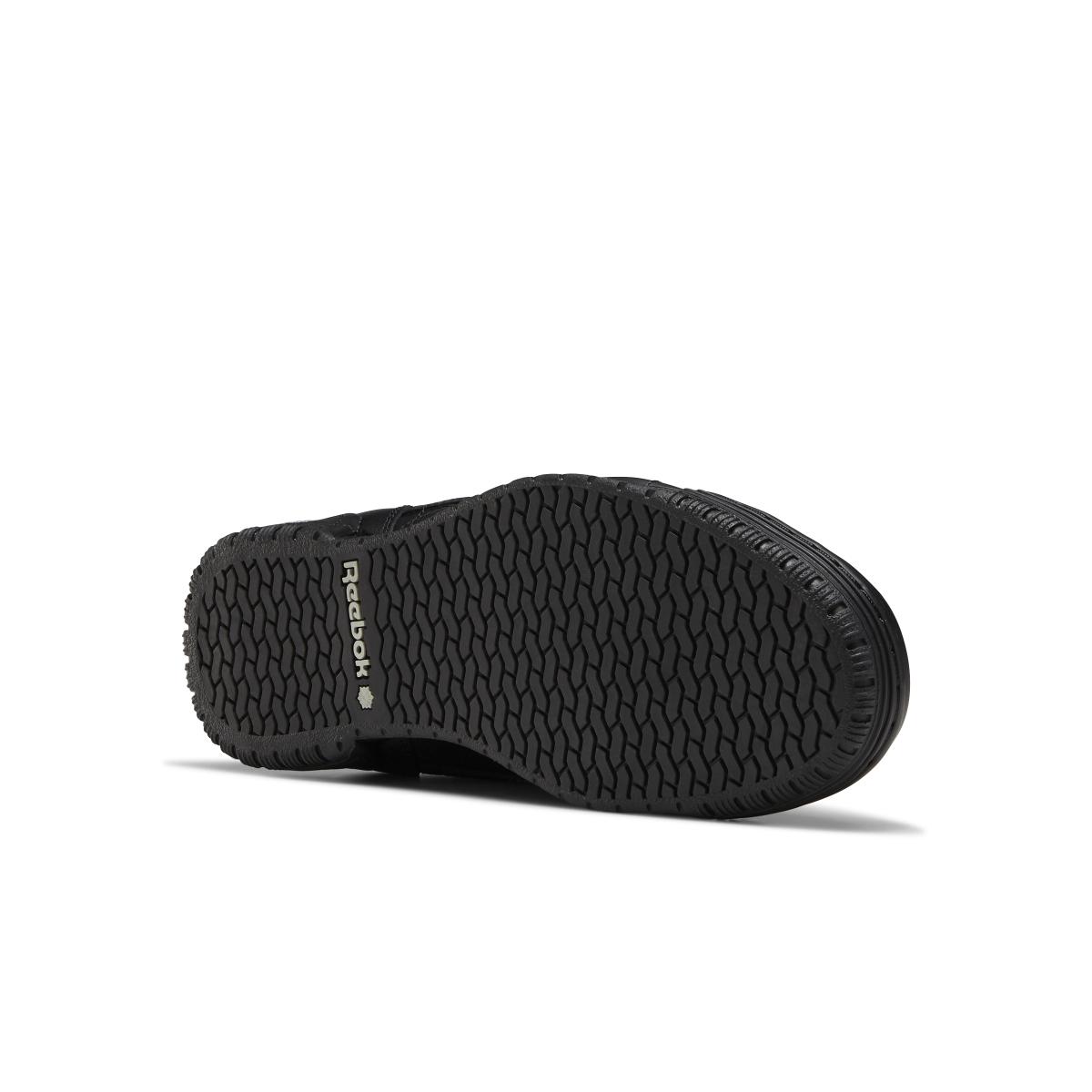 product/r/e/reebok-classics_ar3168_4_footwear_photography_bottom_view_white_000.jpg