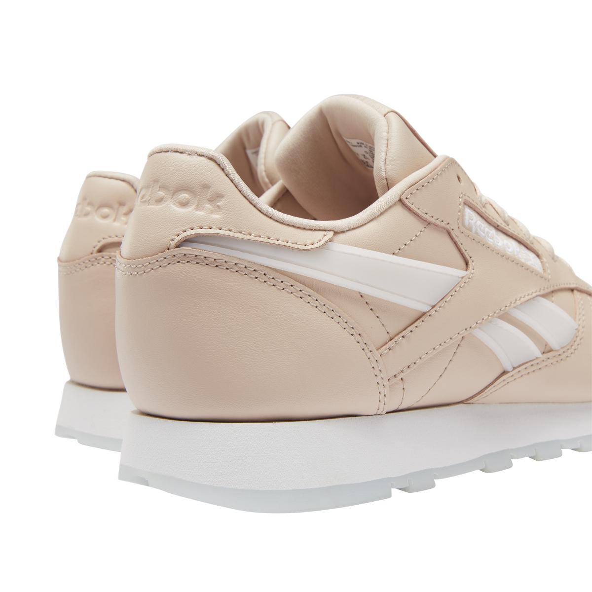 product/r/e/reebok-classics_dv6447_8_footwear_photography_detail_view_2_white_000.jpg