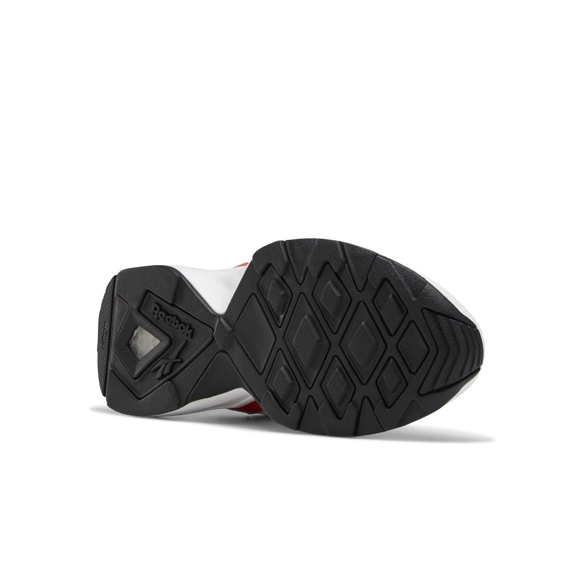 product/r/e/reebok-classics_ef3026_3_footwear_photography_bottom_view_white_000.jpg