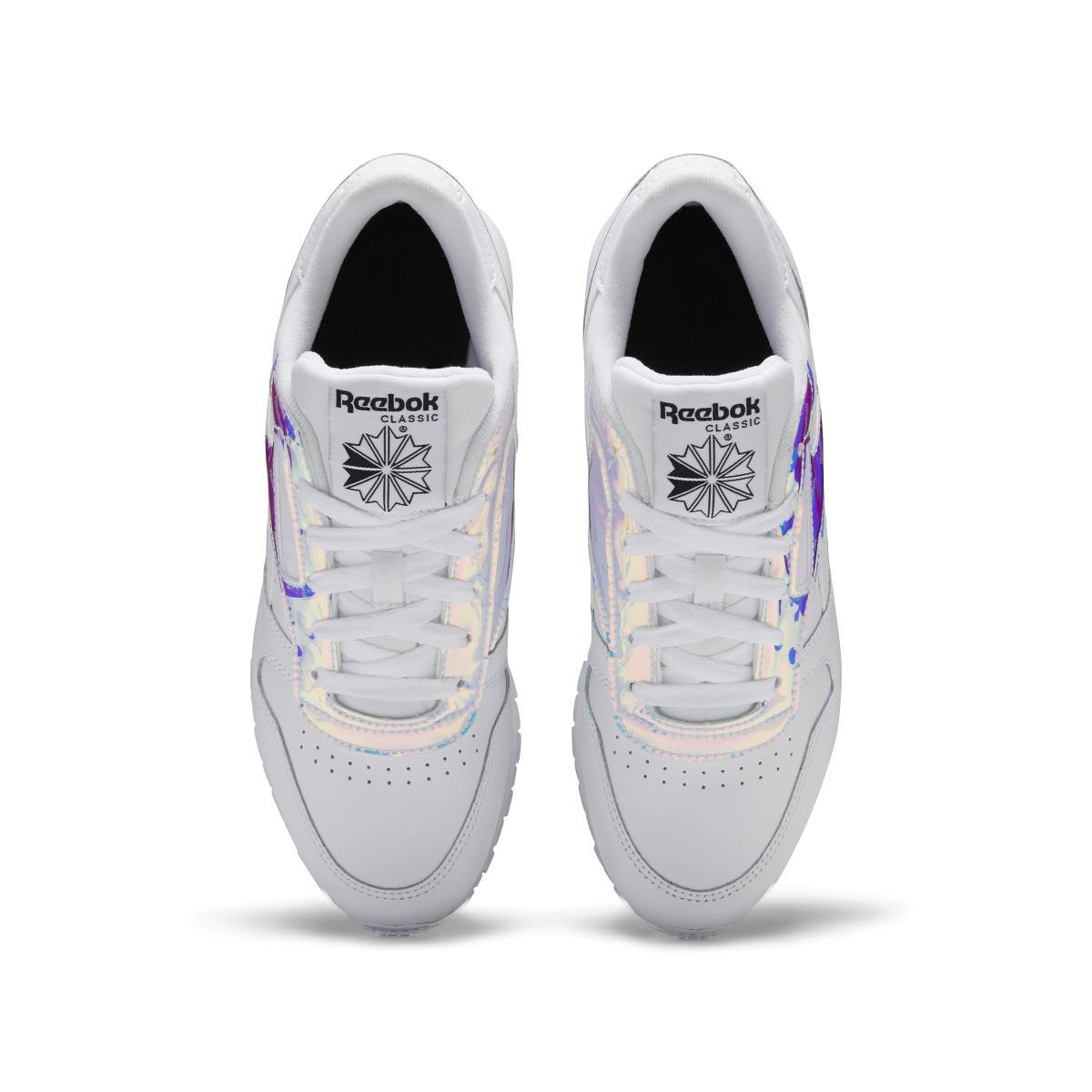 product/r/e/reebok-classics_fw6166_2_footwear_photography_top_portrait_view_white_000.jpg