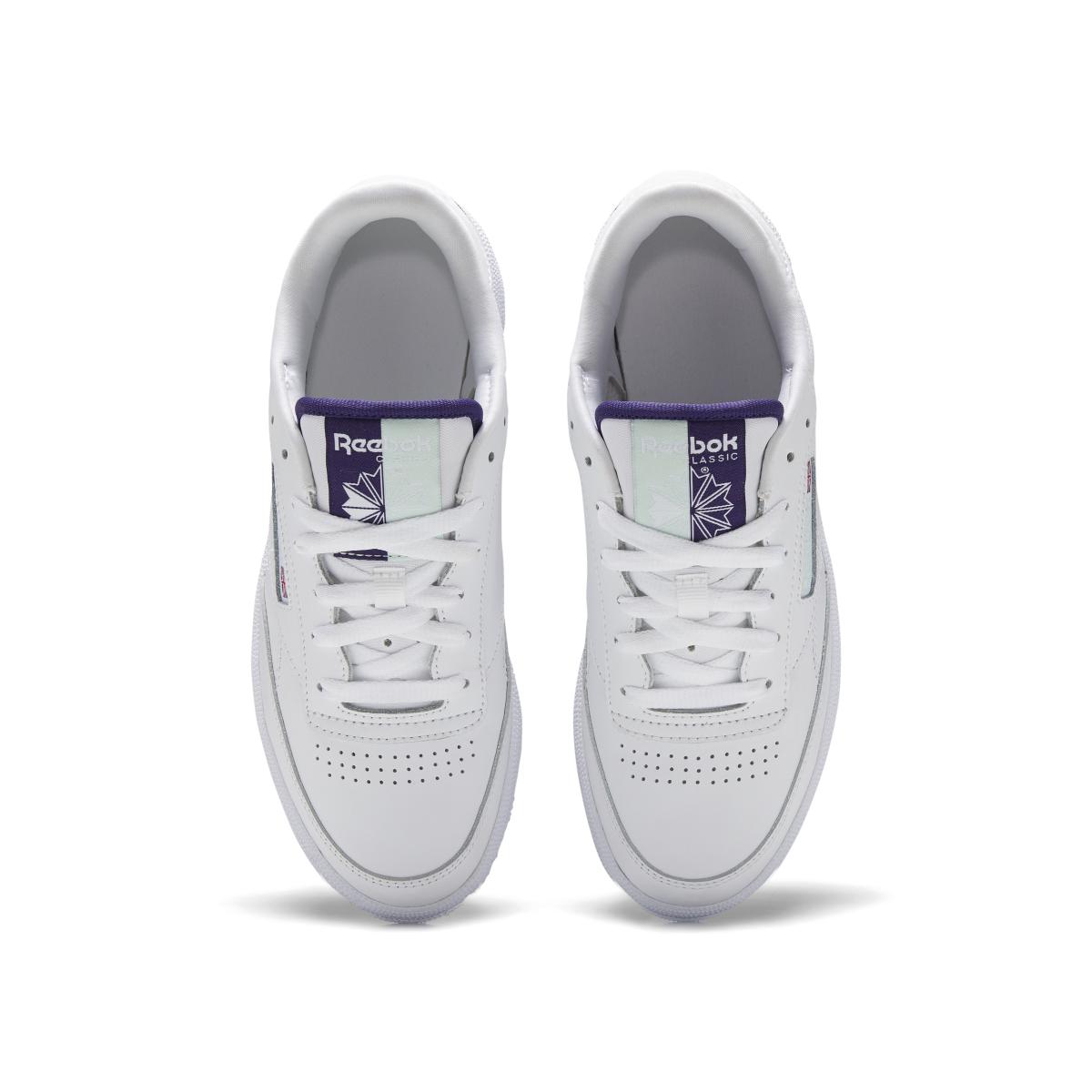 product/r/e/reebok-classics_fx3031_2_footwear_photography_top_portrait_view_white_000.jpg